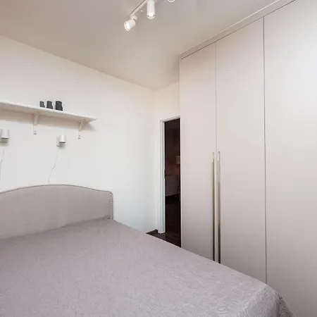 Ah Fibichova Next To Aupark Apartment *